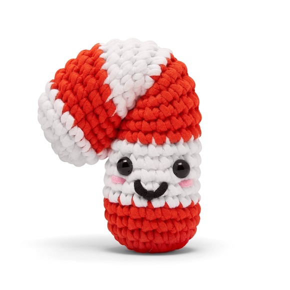 Holiday The Woobles Beginner Crochet Kit Peppi the Candy Cane NEW - Picture 4 of 4